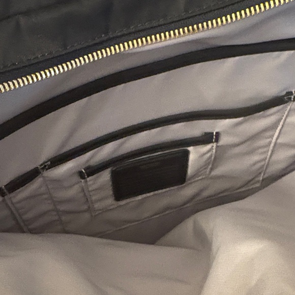 TUMI Black Wheeled Travel Bag - Picture 5 of 10